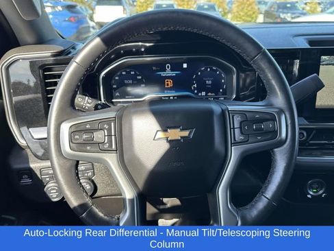 Used 2022 Chevrolet Silverado 1500 LT image 11