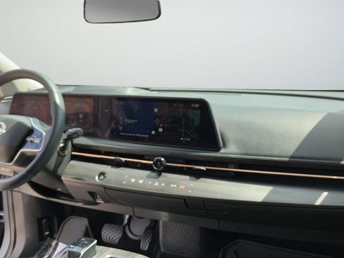 Used 2025 Nissan Ariya FWD image 44