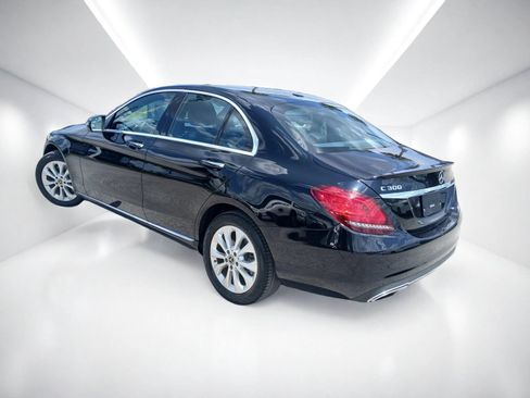 Used 2019 Mercedes-Benz C 300 4MATIC Sedan w/ Premium Package image 4