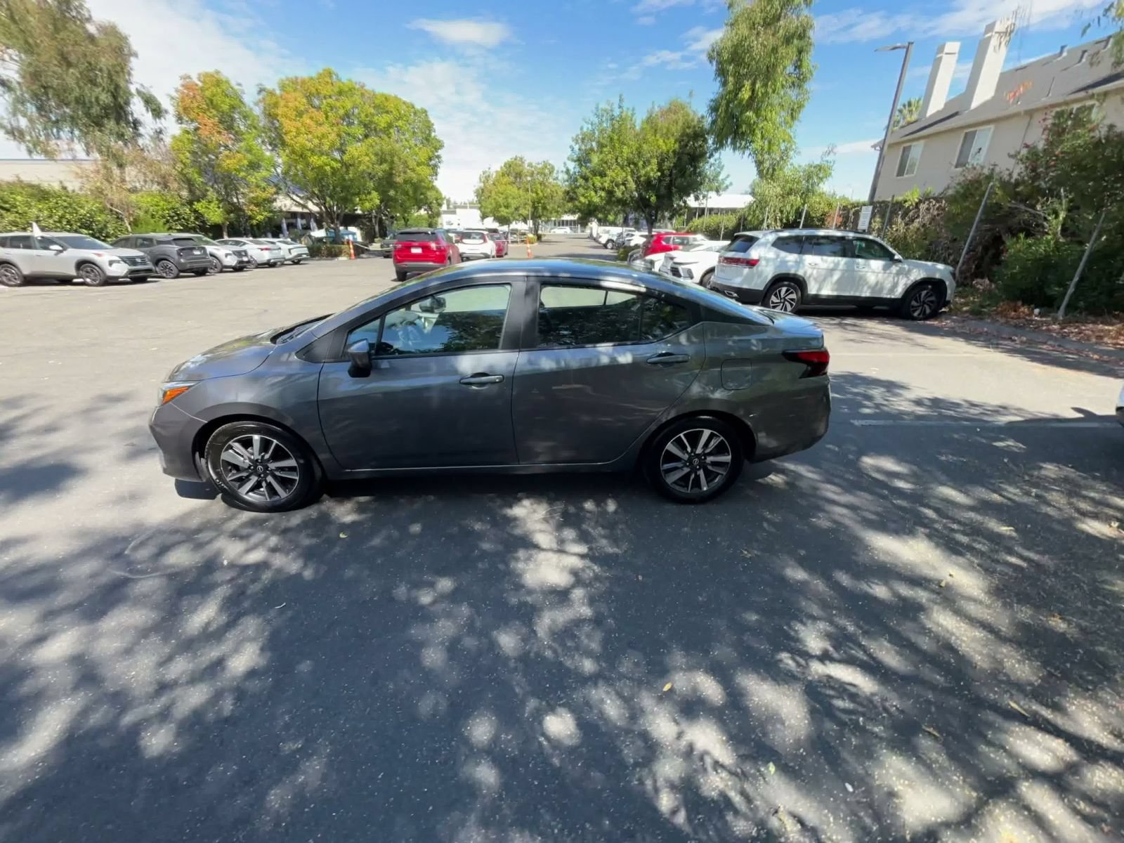 Used 2025 Nissan Versa SV FWD image 8