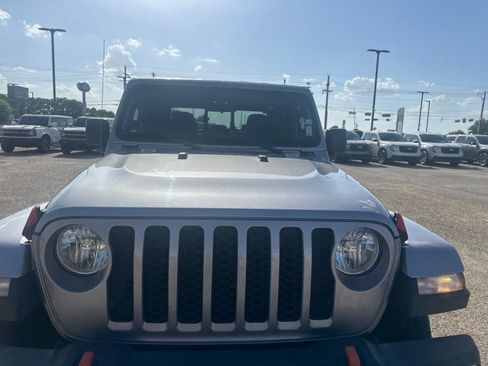 Used 2021 Jeep Gladiator Sport AWD/4WD image 8