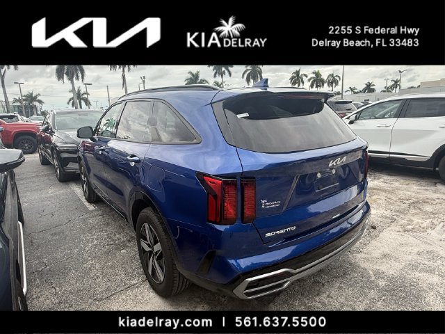 Certified 2023 Kia Sorento EX w/ Panoramic Sunroof Package FWD image 3