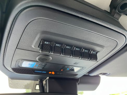 Used 2025 Ford Bronco Badlands AWD/4WD image 22