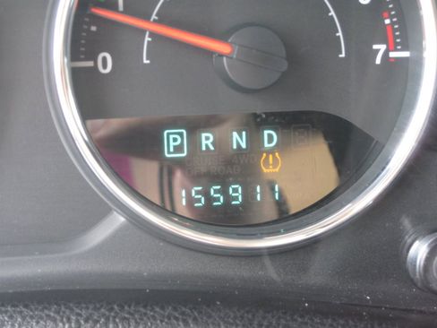 Used 2013 Jeep Wrangler Unlimited Sport AWD/4WD image 13