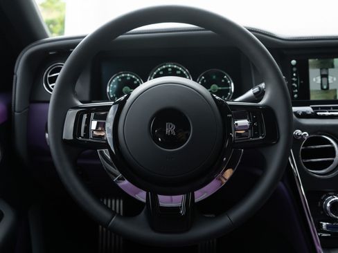Used 2024 Rolls-Royce Cullinan AWD/4WD image 7