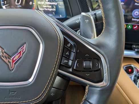 Used 2023 Chevrolet Corvette Stingray Premium Conv w/ Z51 Performance Package image 25