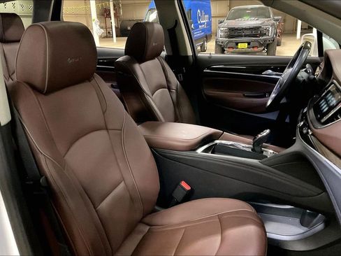 Used 2019 Buick Enclave Avenir AWD/4WD image 7