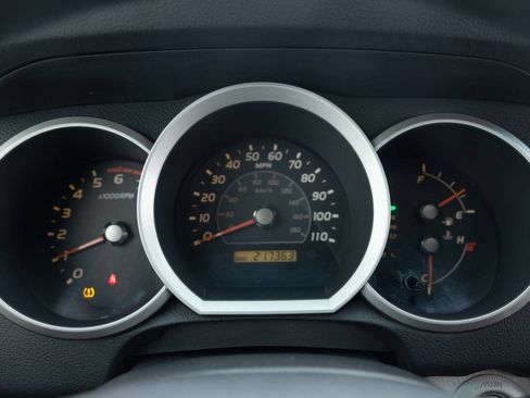 Used 2007 Toyota 4Runner SR5 AWD/4WD image 33