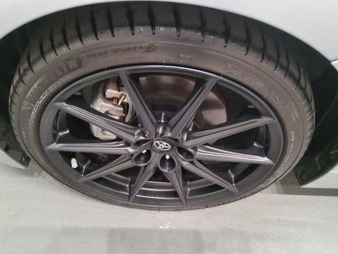 Used 2022 Toyota GR86 Premium RWD image 39