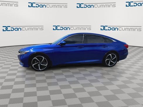 Used 2018 Honda Accord Sport image 5