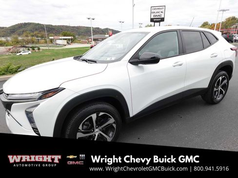 Used 2024 Chevrolet Trax RS w/ Driver Confidence Package image 6