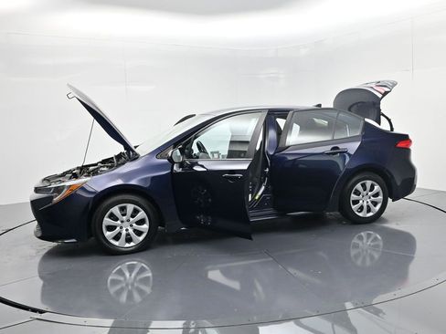 Used 2022 Toyota Corolla LE image 57