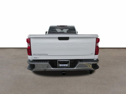 Used 2025 Chevrolet Silverado 2500 LT w/ Convenience Package AWD/4WD image 4