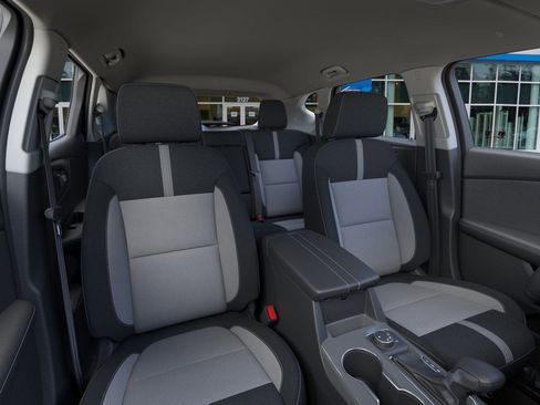 New 2026 Chevrolet Blazer LT w/ Convenience Package FWD image 18