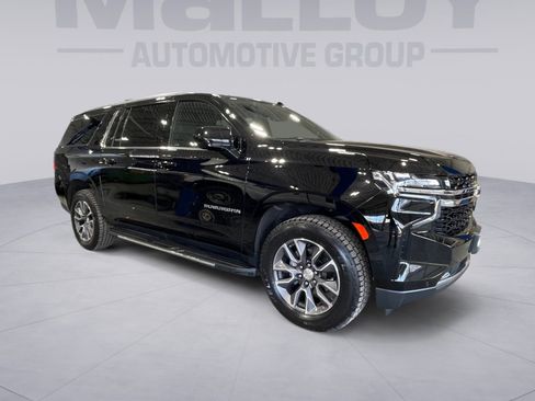 Used 2023 Chevrolet Suburban LS w/ Driver Alert Package image 7