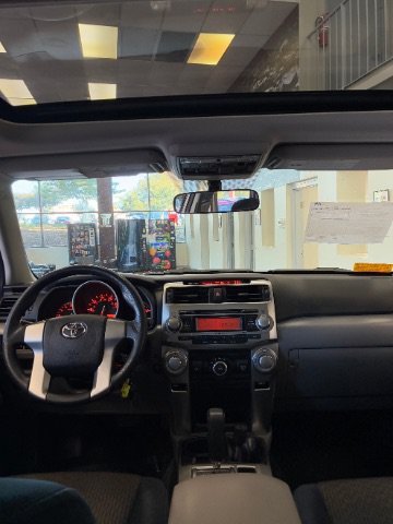 Used 2011 Toyota 4Runner SR5 AWD/4WD image 26