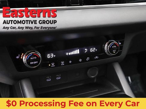 Used 2025 Mitsubishi Outlander SE FWD image 19