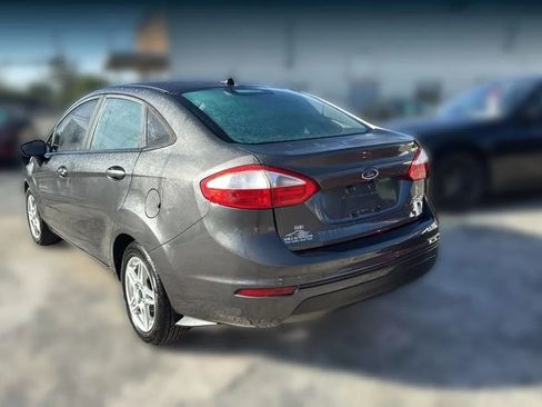 Used 2018 Ford Fiesta SE FWD image 6