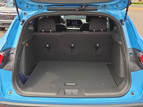 New 2026 Chevrolet Trax RS w/ Driver Confidence Package FWD image 13