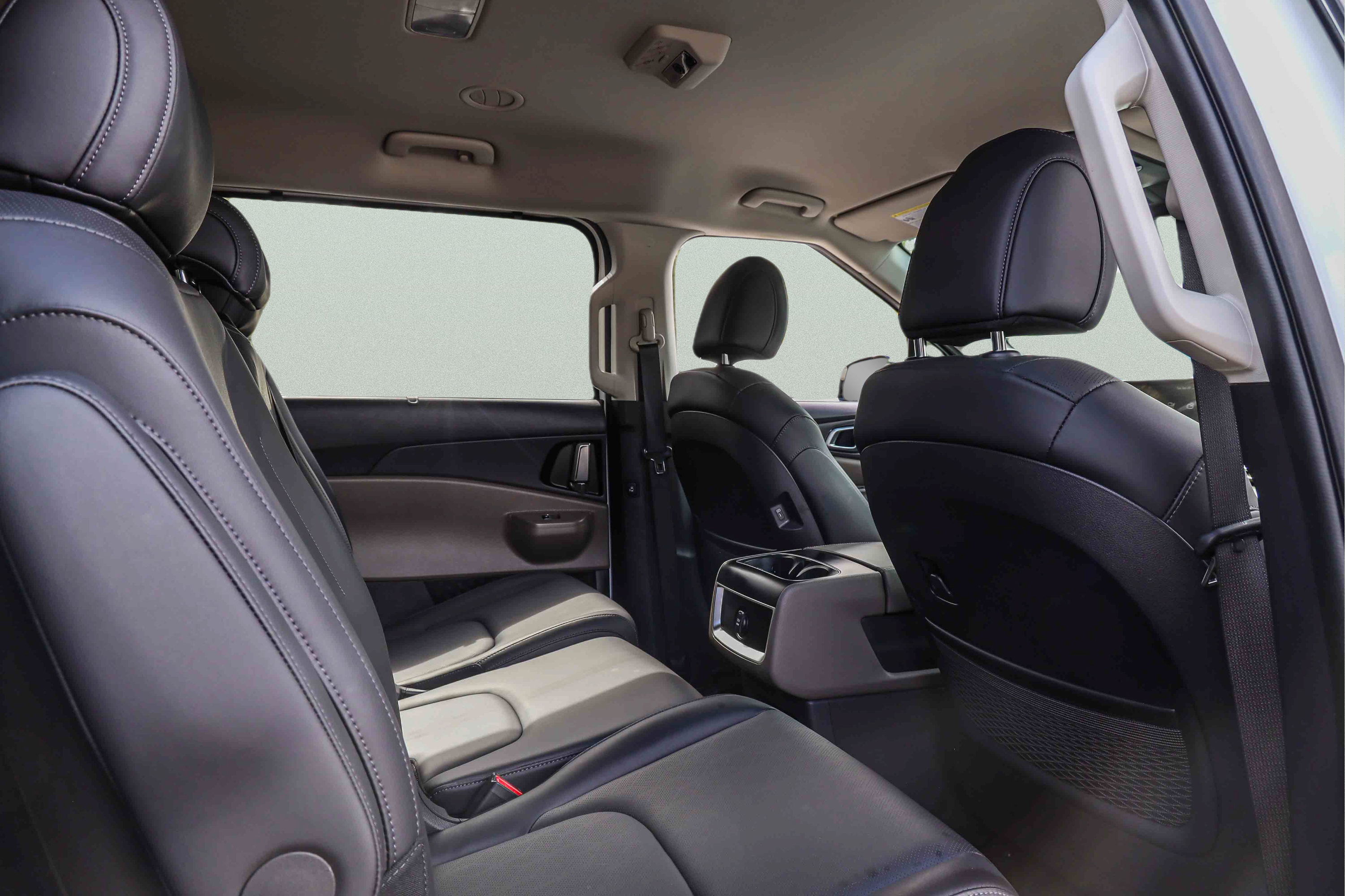 Used 2026 Kia Carnival EX FWD image 26