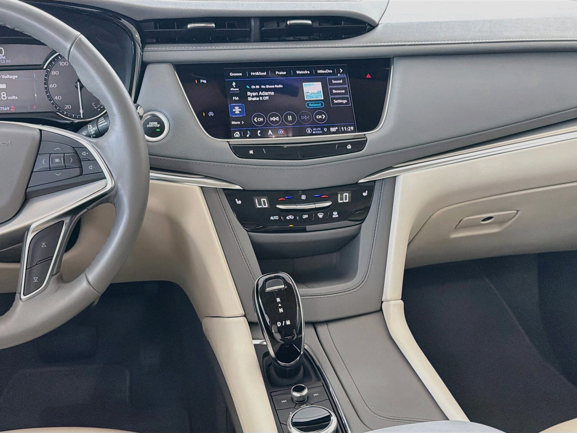 Certified 2023 Cadillac XT5 Premium Luxury FWD image 21