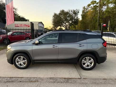 Used 2018 GMC Terrain SLE w/ Infotainment Package I image 9