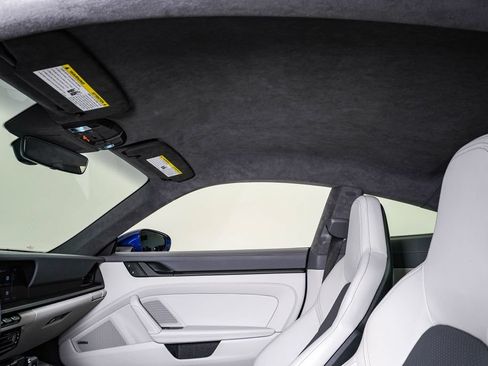 Certified 2024 Porsche 911 Carrera GTS RWD image 18