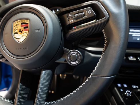 Used 2022 Porsche 911 GT3 RWD image 16
