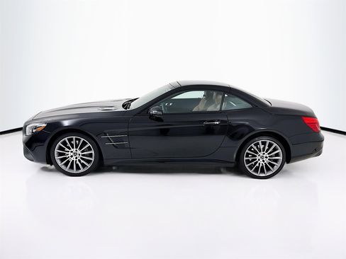 Used 2020 Mercedes-Benz SL 550 image 5