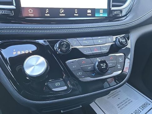 New 2026 Chrysler Pacifica Select w/ S Appearance Package image 55