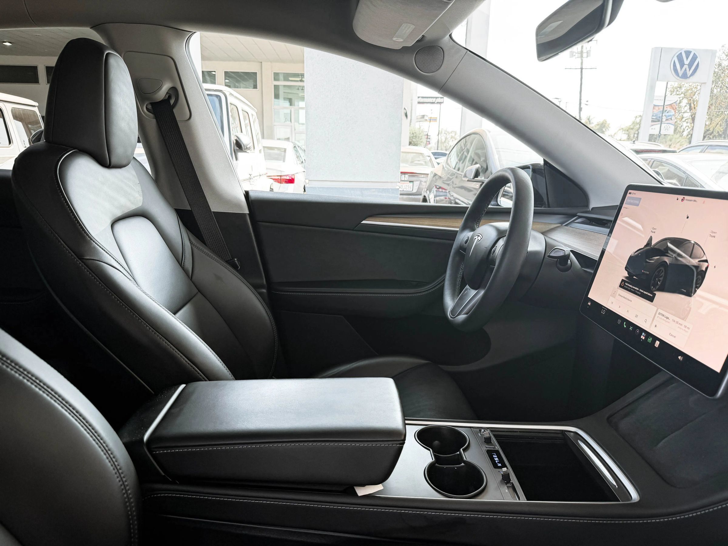 Used 2023 Tesla Model Y Long Range AWD/4WD image 29