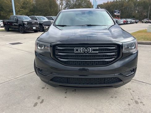 Used 2019 GMC Acadia SLT w/ Black Edition image 10