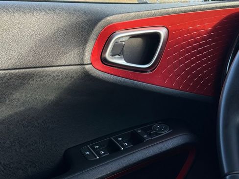 Certified 2024 Kia Soul GT-Line image 26