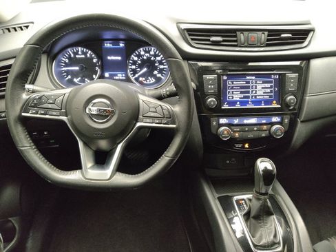 Used 2019 Nissan Rogue SV AWD/4WD image 22