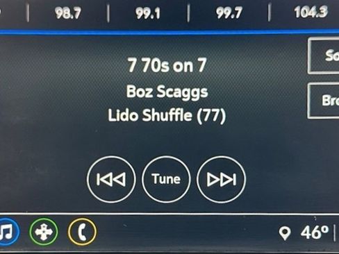 Used 2018 Chevrolet Trax Premier image 23