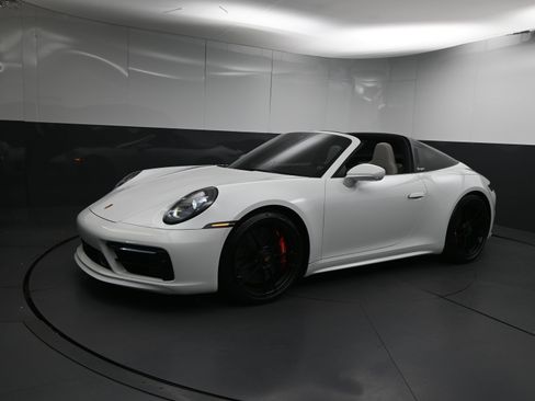 Certified 2024 Porsche 911 Targa 4 GTS image 1