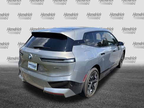 Used 2024 BMW iX xDrive50 w/ Premium Package AWD/4WD image 11
