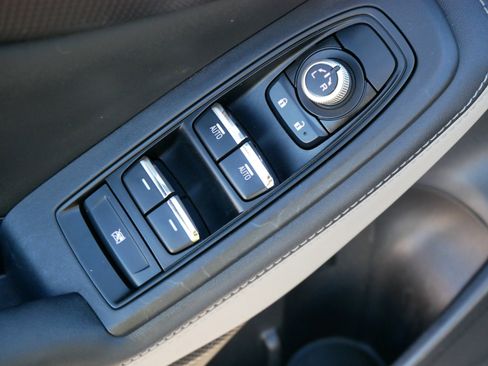 Used 2023 Subaru Forester Limited image 20