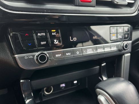 Used 2024 Kia Seltos S AWD/4WD image 33