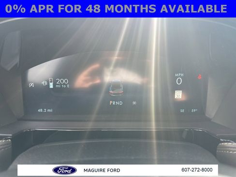 New 2025 Lincoln Corsair AWD w/ Rear Removable Package Tray image 18