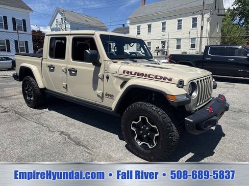 Used 2020 Jeep Gladiator Rubicon AWD/4WD image 2