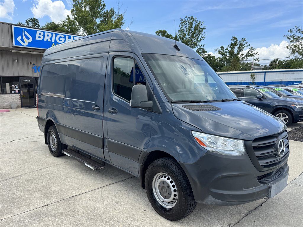 Used 2019 Mercedes-Benz Sprinter 144 image 4
