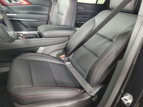 New 2026 Chevrolet Traverse Z71 image 12