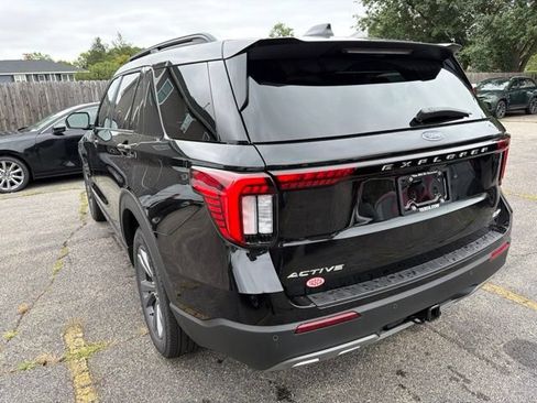 New 2026 Ford Explorer Active w/ Active Comfort Package AWD/4WD image 5