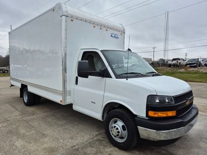 New 2025 Chevrolet Express 3500 w/ Power Convenience Package