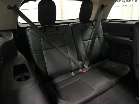 Used 2024 Lincoln Aviator AWD w/ Premium Package image 40