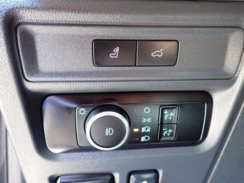 Used 2023 Ford Expedition Max XLT AWD/4WD image 19