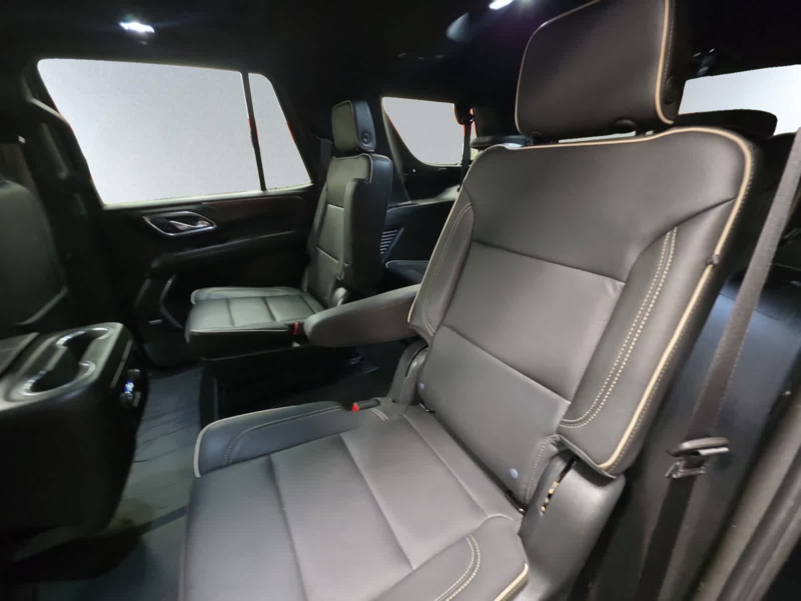 Used 2023 Chevrolet Tahoe Premier w/ Max Trailering Package AWD/4WD image 18