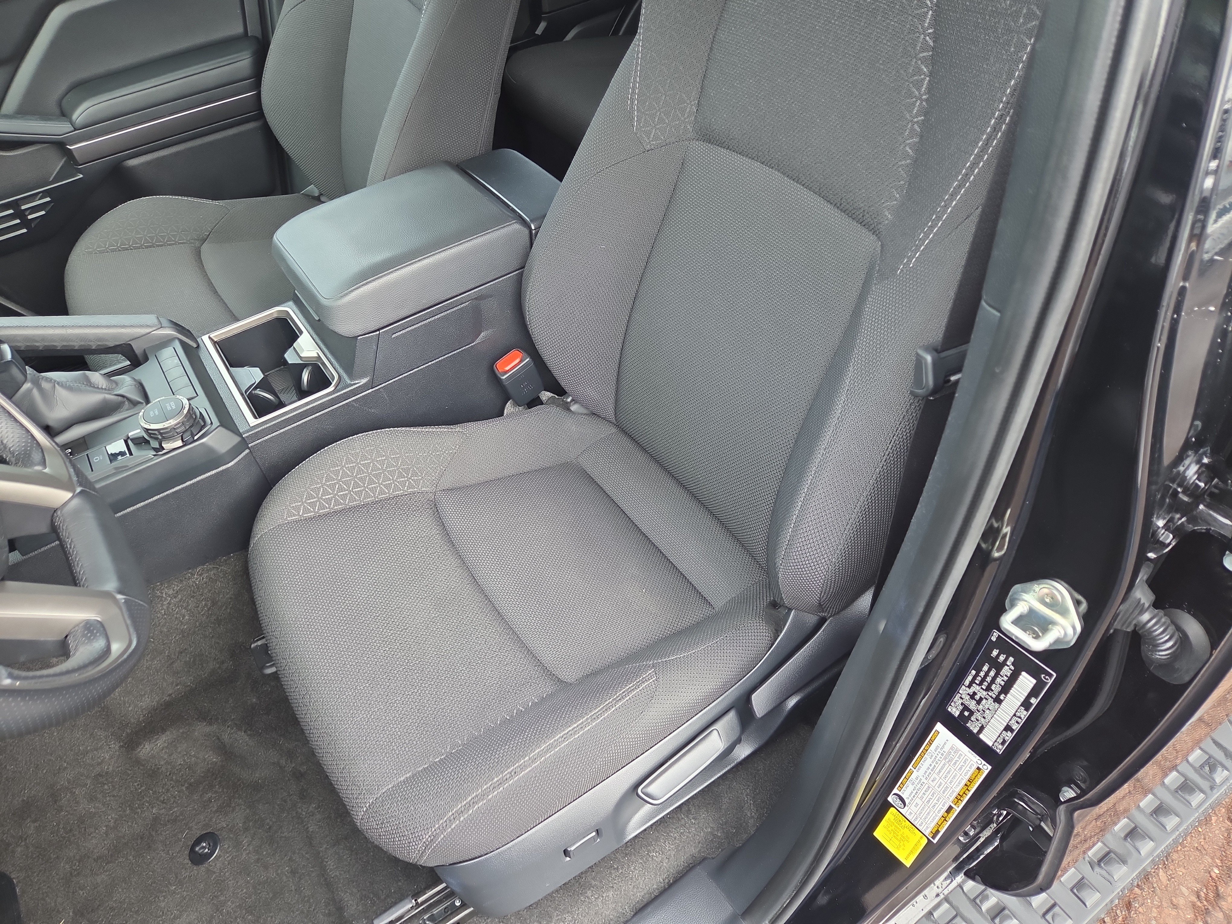 Certified 2025 Toyota 4Runner SR5 AWD/4WD image 13