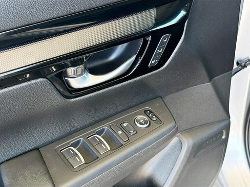 Used 2023 Honda CR-V EX-L image 17